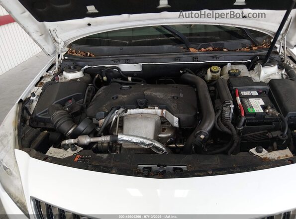 2G4GL5EX9H9108705 2017 BUICK REGAL White Rear view