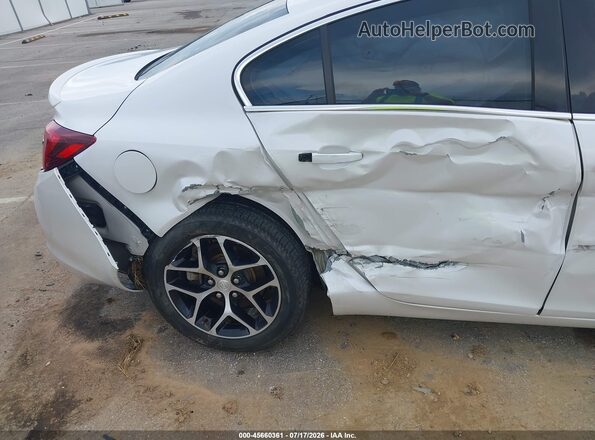 2G4GL5EX9H9141350 2017 BUICK REGAL White Front view