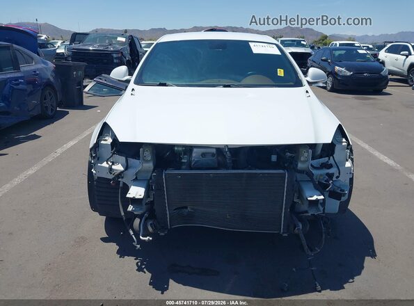2G4GR5GX3H9102295 2017 BUICK REGAL White წინა ხედი