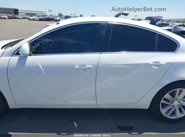 2G4GR5GX3H9102295 2017 BUICK REGAL White 