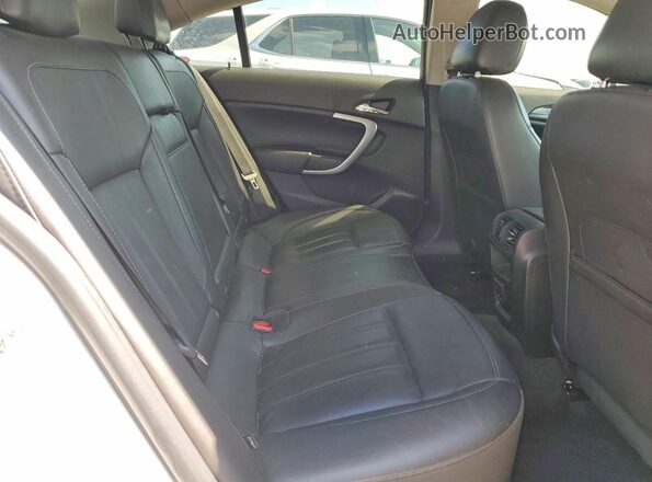 2G4GS5GX2G9142077 2016 BUICK REGAL Белый Вид задних сидений