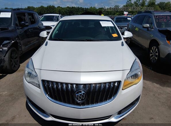 2G4GS5GX4G9180815 2016 BUICK REGAL Белый Вид щитка приборов