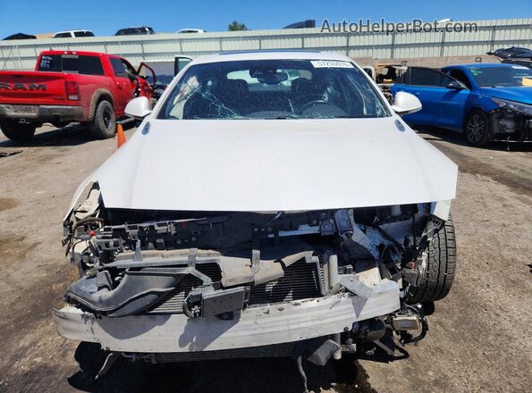2G4GU5GX2H9151440 2017 BUICK REGAL White Widok z przodu