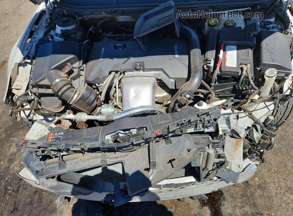2G4GU5GX2H9151440 2017 BUICK REGAL White Widok wnętrza z tyłu