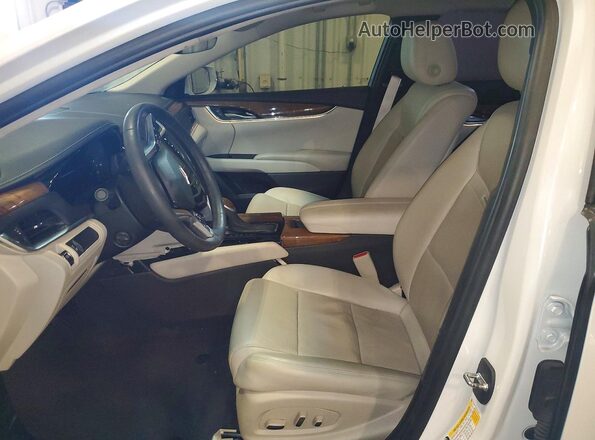 2G61M5S32K9128457 2019 CADILLAC XTS White Vista interior delantera