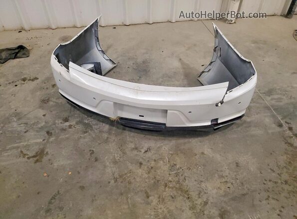 2G61M5S32K9128457 2019 CADILLAC XTS White Vista del compartimento del motor
