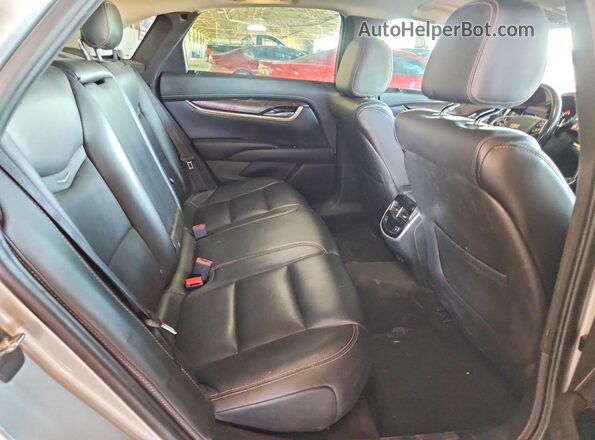 2G61M5S34K9151335 2019 CADILLAC XTS Silver Հետևի նստատեղերի տեսք