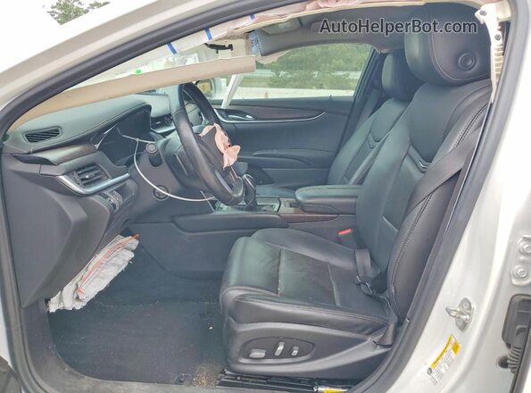 2G61M5S36J9117220 2018 CADILLAC XTS White Vista interior delantera
