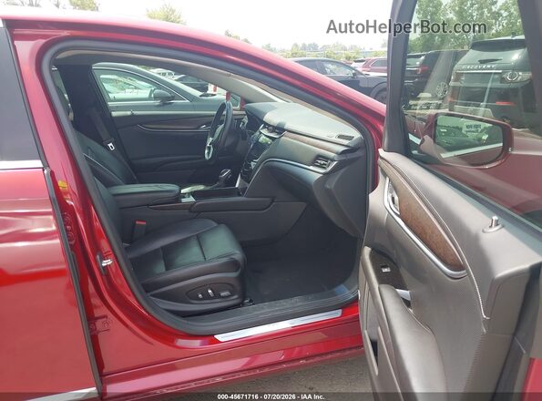 2G61M5S37J9131238 2018 CADILLAC XTS Red Widok wnętrza z przodu