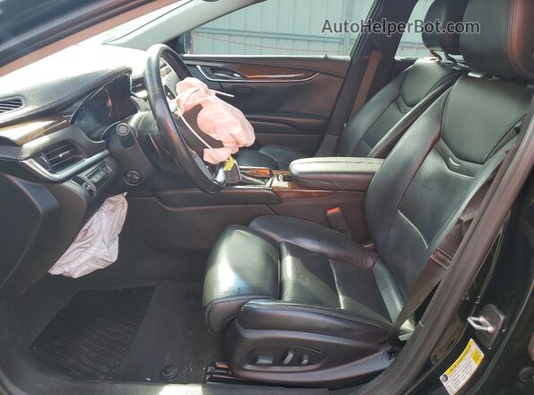 2G61P5S33H9127835 2017 CADILLAC XTS Black Вид салону спереду