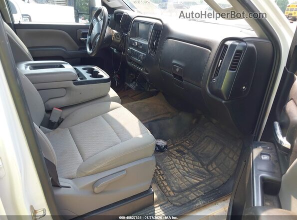 2GB2CREG9K1218699 2019 CHEVROLET SILVERADO White წინა სალონის ხედი