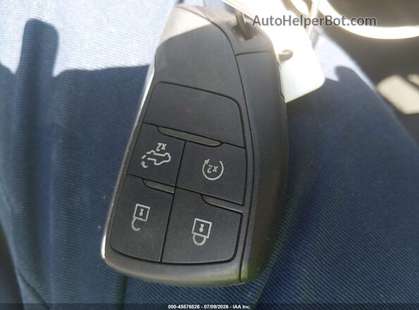 2GC1KNEY2S1226526 2025 CHEVROLET SILVERADO Белый Вид панели приборов