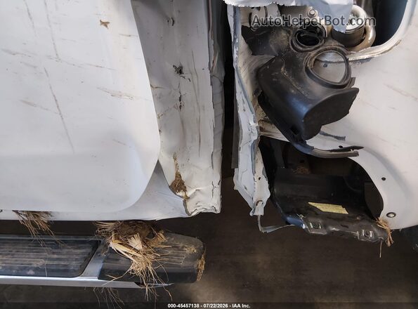 2GC1KNEY6T1143389 2026 CHEVROLET SILVERADO White 