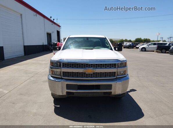2GC2KREGXK1208827 2019 CHEVROLET SILVERADO White 360 interior view