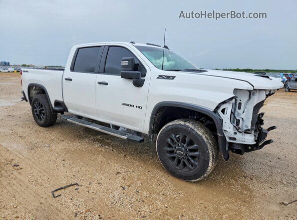2GC4KME76T1130477 2026 CHEVROLET SILVERADO White Front right