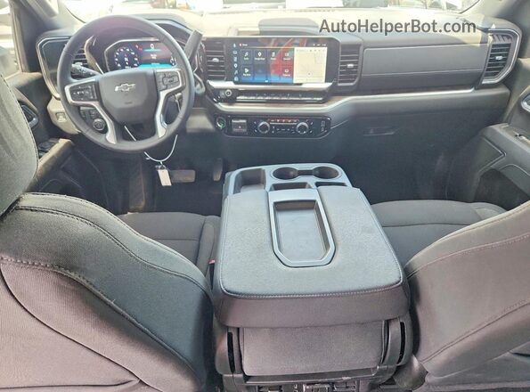 2GC4KNE75T1109495 2026 CHEVROLET SILVERADO White Dashboard view