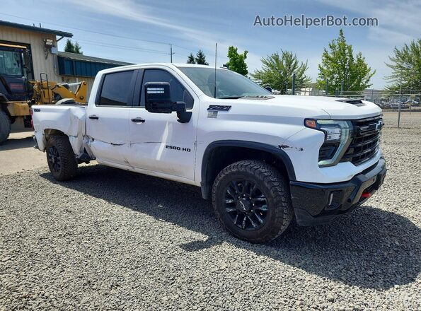 2GC4KNE75T1109495 2026 CHEVROLET SILVERADO White Front right