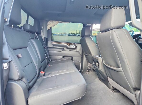 2GC4KNEYXT1125121 2026 CHEVROLET SILVERADO Black Widok tylnych siedzeń