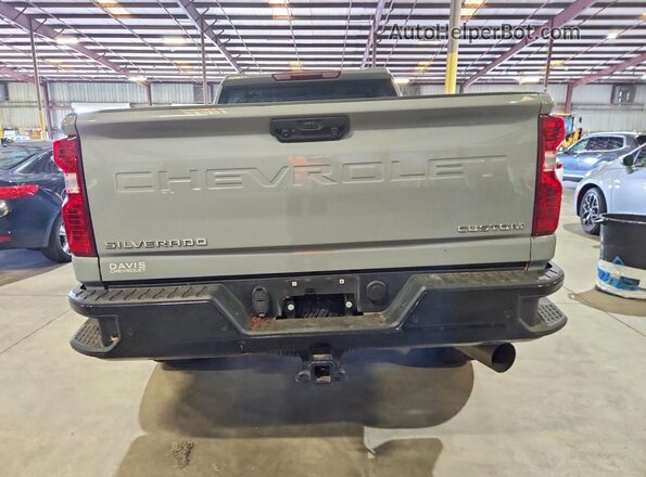 2GC4WMEY3R1251697 2024 CHEVROLET SILVERADO Gray Widok z tyłu