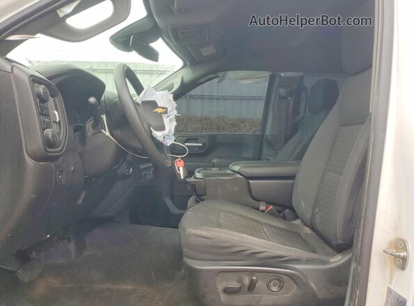 2GC4YME74R1109652 2024 CHEVROLET SILVERADO White Widok wnętrza z przodu