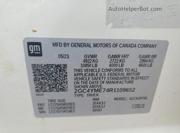 2GC4YME74R1109652 2024 CHEVROLET SILVERADO White Widok naklejki z numerem VIN