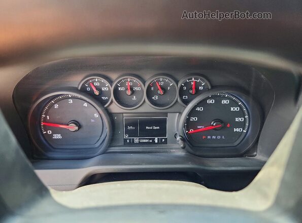 2GC4YMEY1P1727436 2023 CHEVROLET SILVERADO Silver ხელსაწყოთა პანელის ხედი