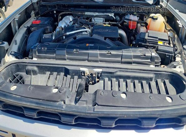 2GC4YMEY1P1727436 2023 CHEVROLET SILVERADO Silver უკანა სალონის ხედი
