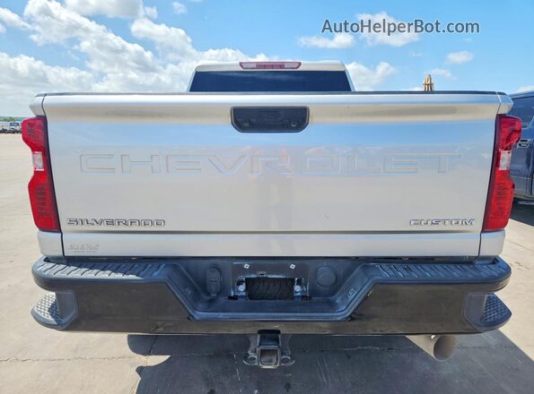 2GC4YMEY1P1727436 2023 CHEVROLET SILVERADO Silver Вид ззаду