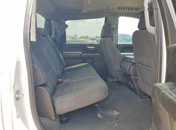 2GC4YMEY6R1249677 2024 CHEVROLET SILVERADO White Widok wnętrza z tyłu