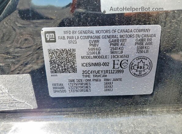 2GC4YUEY1R1123999 2024 CHEVROLET SILVERADO Black Vista del compartimento del motor