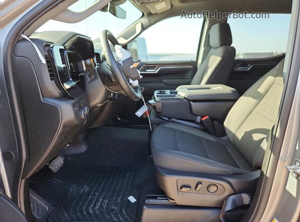 2GCPACED3T1124734 2026 CHEVROLET SILVERADO Gray Dashboard view