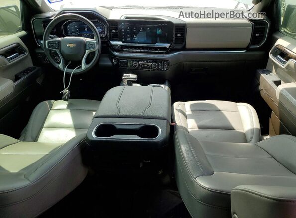 2GCUDDED9R1140929 2024 CHEVROLET SILVERADO Silver Առջևի վահանակի տեսք