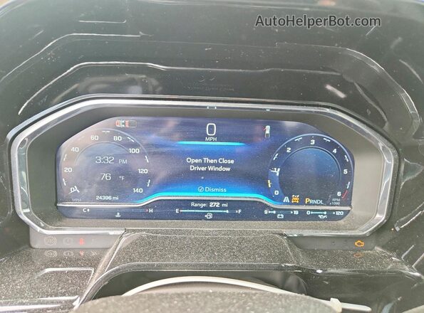 2GCUDEED9R1132335 2024 CHEVROLET SILVERADO Black Widok zestawu wskaźników