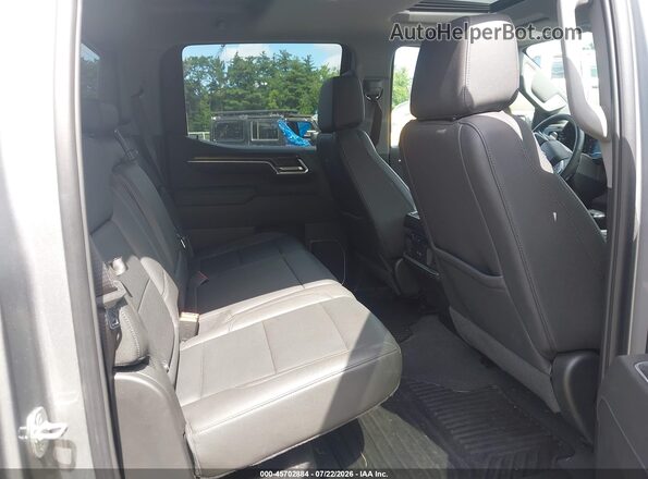 2GCUDGED4R1271767 2024 CHEVROLET SILVERADO Pewter Widok naklejki z numerem VIN