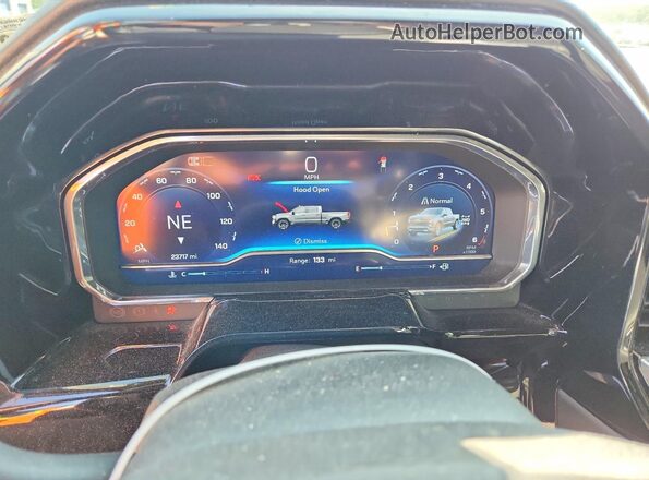 2GCUKDED3S1115052 2025 CHEVROLET SILVERADO Gray ხელსაწყოთა პანელის ხედი