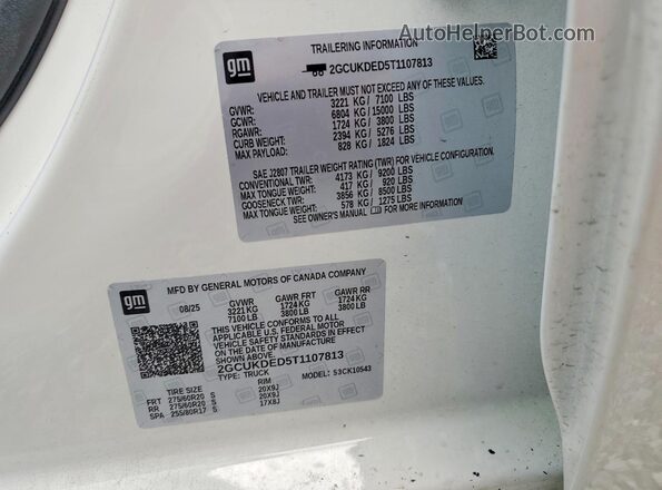 2GCUKDED5T1107813 2026 CHEVROLET SILVERADO White ძრავის განყოფილების ხედი