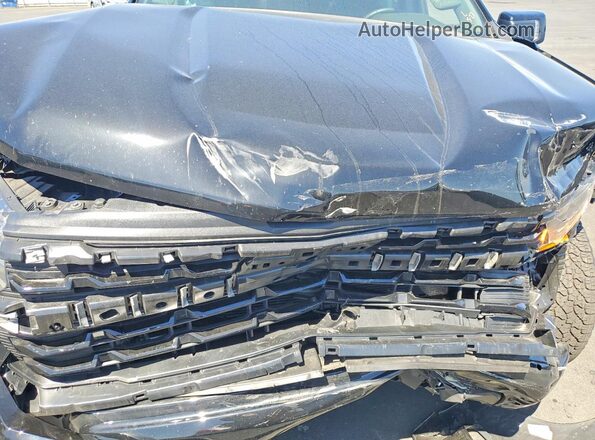 2GCUKEED2S1184031 2025 CHEVROLET SILVERADO Black Widok wnętrza z tyłu