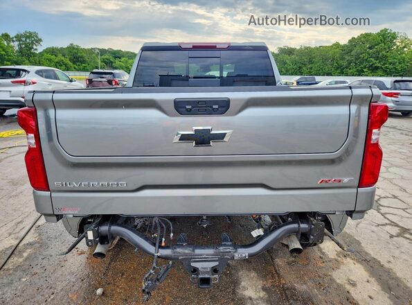 2GCUKEED2T1117978 2026 CHEVROLET SILVERADO Gray Հետևի տեսք