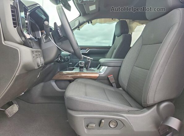 2GCUKEEDXT1156916 2026 CHEVROLET SILVERADO Gray Vista interior delantera