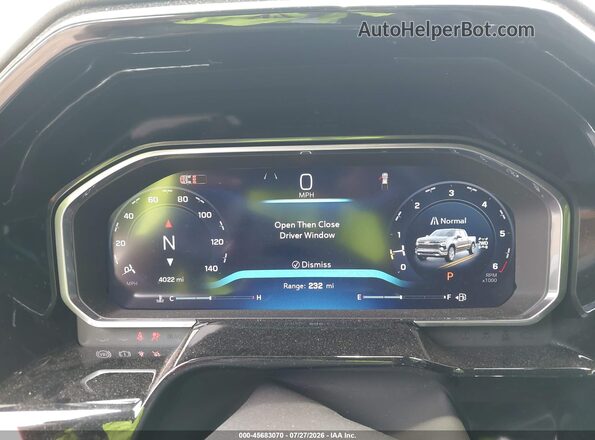 2GCUKGED2T1173186 2026 CHEVROLET SILVERADO Gray Widok tylnych siedzeń