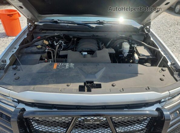 2GCVKMEC4K1240542 2019 CHEVROLET SILVERADO Silver Rear interior view