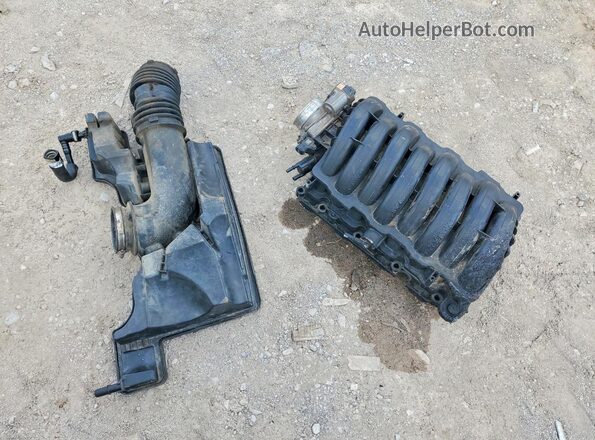 2GCVKNEC0K1182337 2019 CHEVROLET SILVERADO White Շարժիչի բաժամունքի տեսք