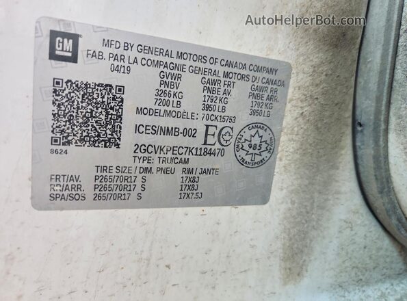 2GCVKPEC7K1184470 2019 CHEVROLET SILVERADO White Vista del compartimento del motor