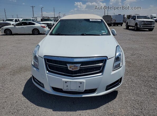 2GEXG6U36G9550246 2016 CADILLAC XTS White Вид спереду