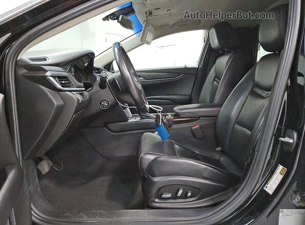 2GEXG7U38H9500729 2017 CADILLAC XTS Black Вид салону спереду
