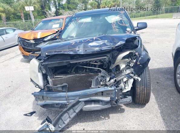 2GKALMEK3H6142945 2017 GMC TERRAIN Navy Vista frontal