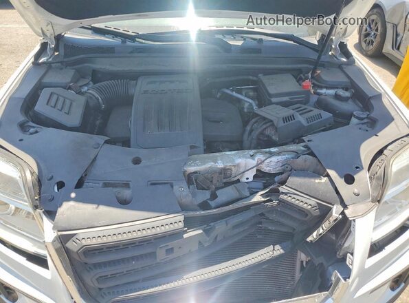2GKALMEK6H6333971 2017 GMC TERRAIN White Սալոնի հետևի տեսք