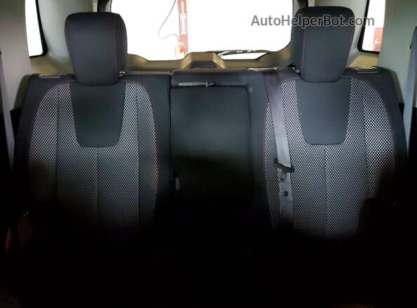 2GKALMEK7H6198127 2017 GMC TERRAIN Burgundy Rear seats view