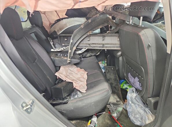 2GKALMEK8H6279332 2017 GMC TERRAIN Серебряный Вид задней части салона