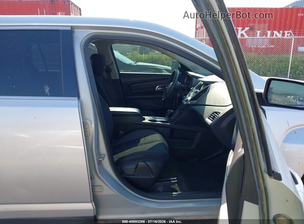 2GKALMEK9H6173181 2017 GMC TERRAIN Silver Вид салону спереду